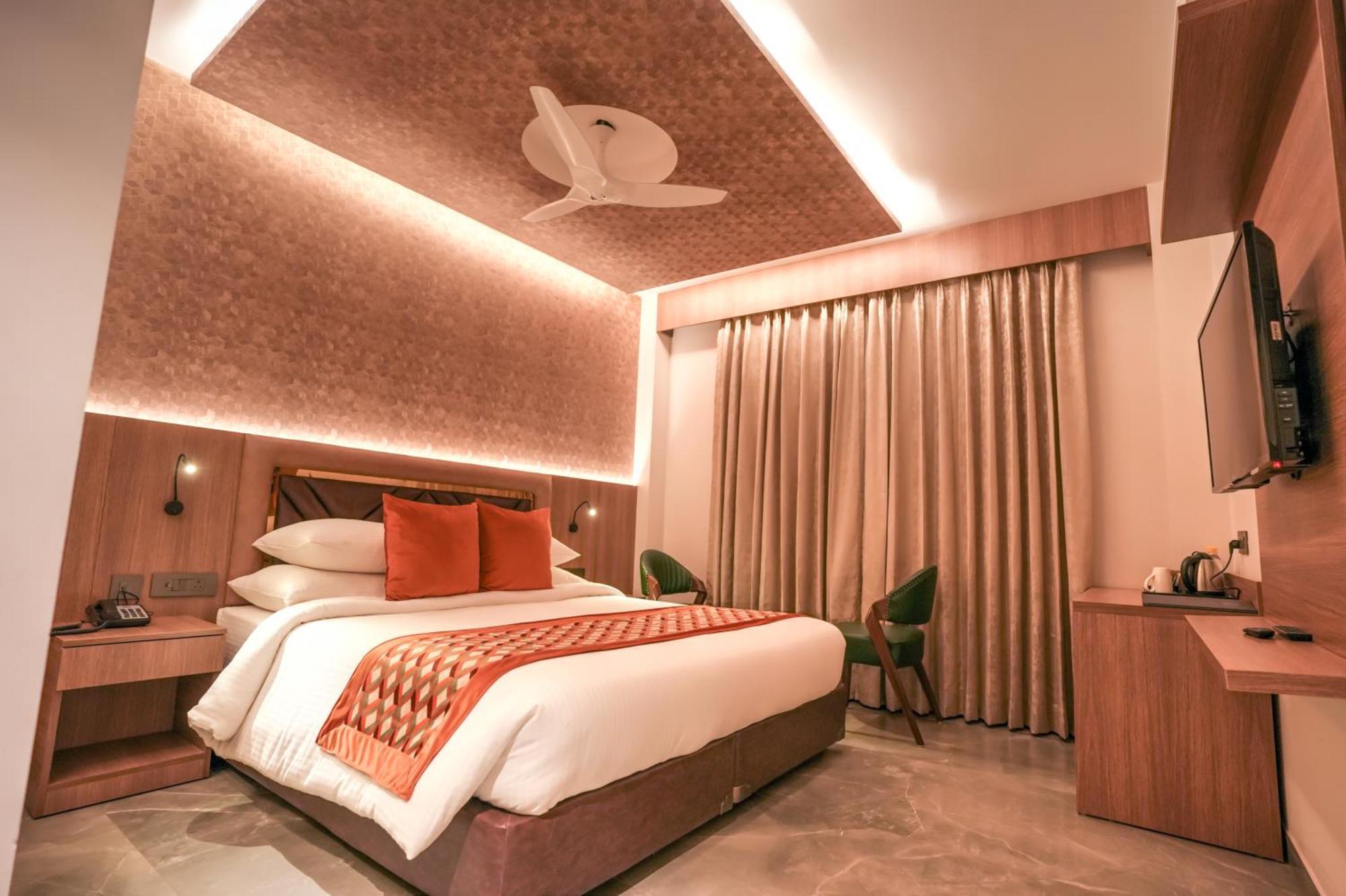Rj Hotel - Managed By Atithi House Greater Noida Exterior foto
