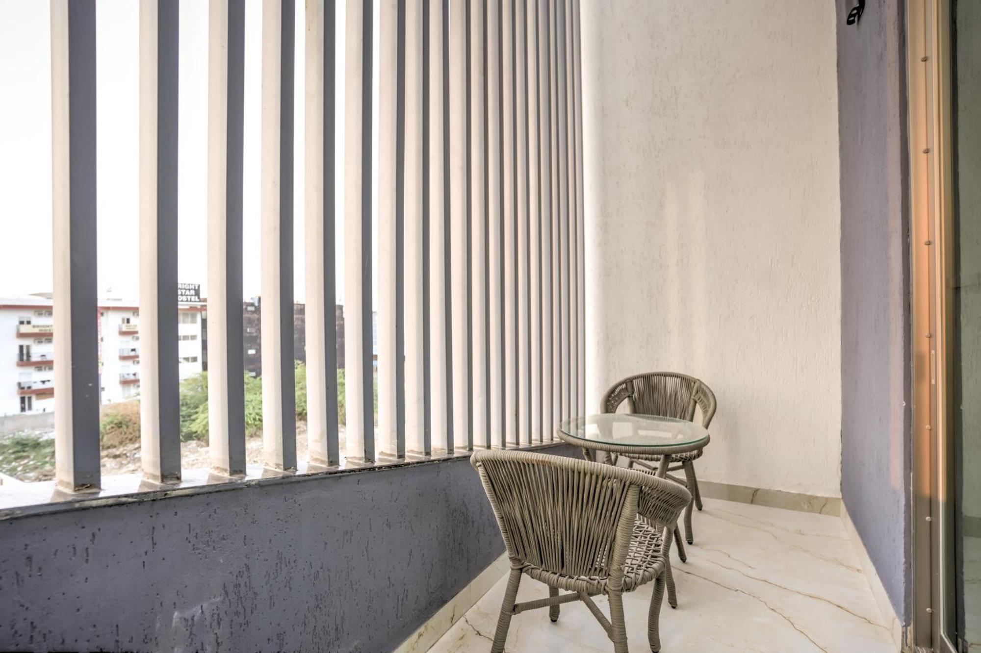 Rj Hotel - Managed By Atithi House Greater Noida Exterior foto