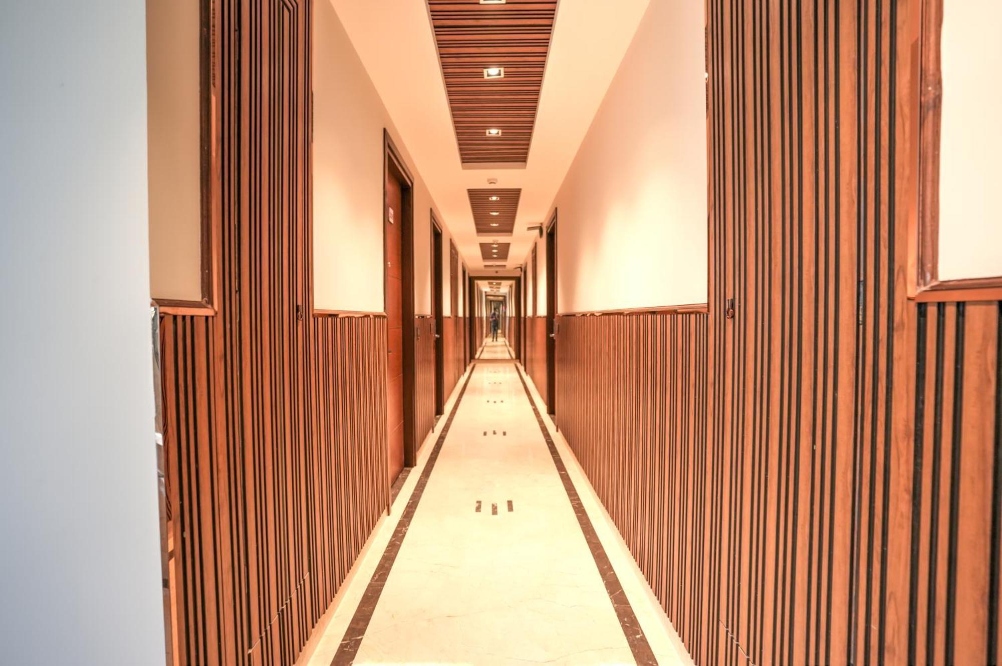 Rj Hotel - Managed By Atithi House Greater Noida Exterior foto